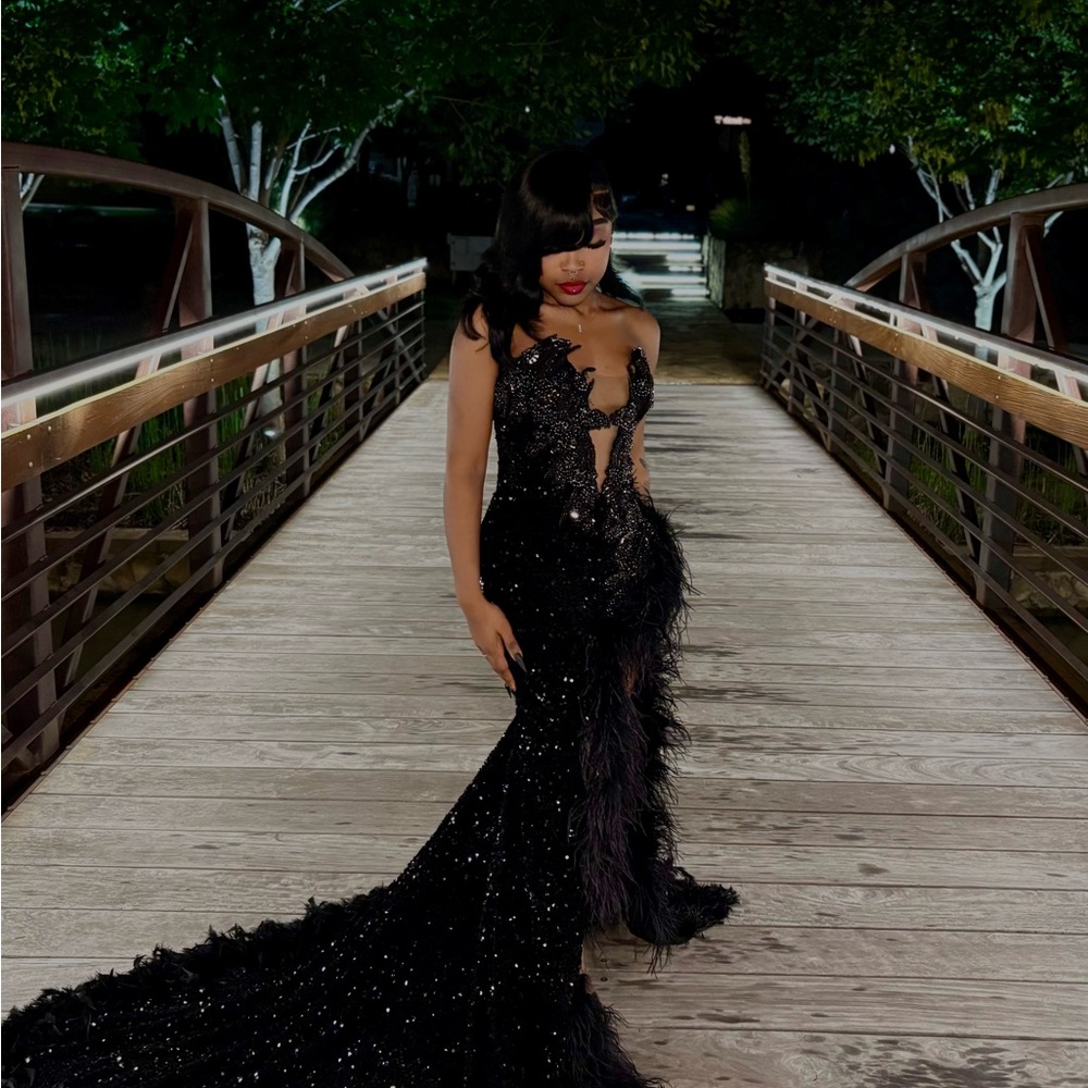 Elegant Black Prom Dress